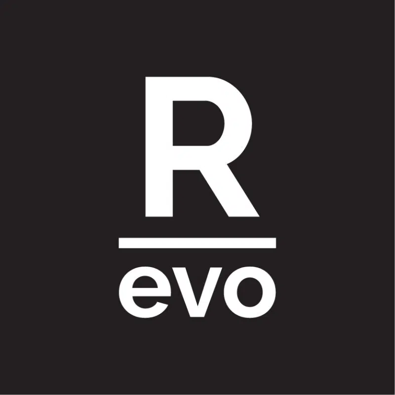 Logo des REVO München Hotel
