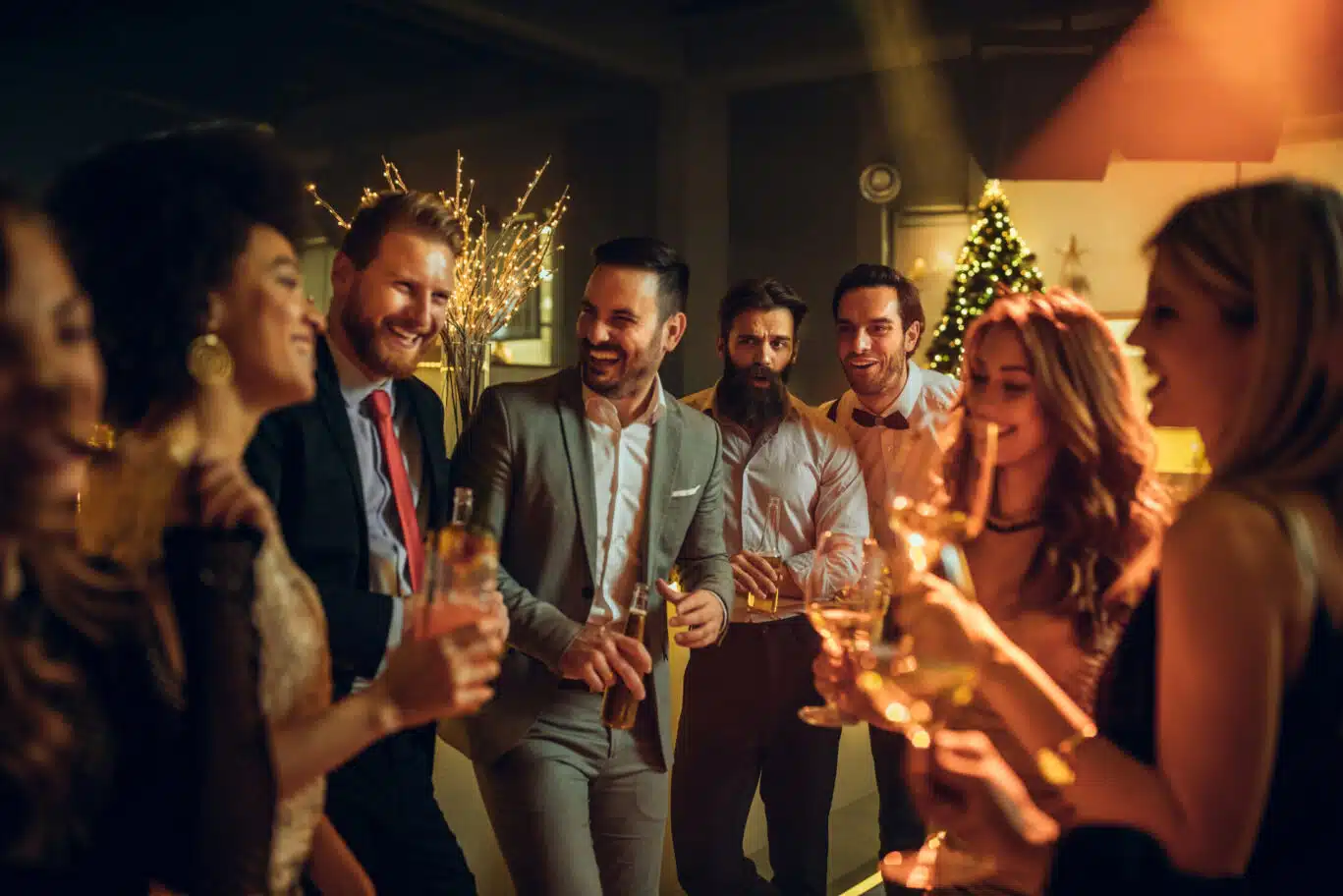 Shot,Of,Young,People,Partying,In,A,Nightclub